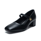 Zapatos de cuero con punta gruesa y tacones bajos